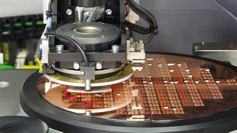 Die bonder, Wafer bonder .